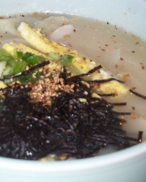 Cocina coreana: Tteok Guk, sopa de pasta de arroz